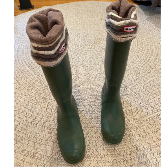 Hunter Shoes - Hunter Forrest green boots with insert size 9